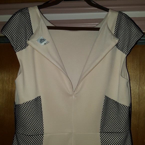 Sangria sleeveless evening dress - Picture 5 of 7